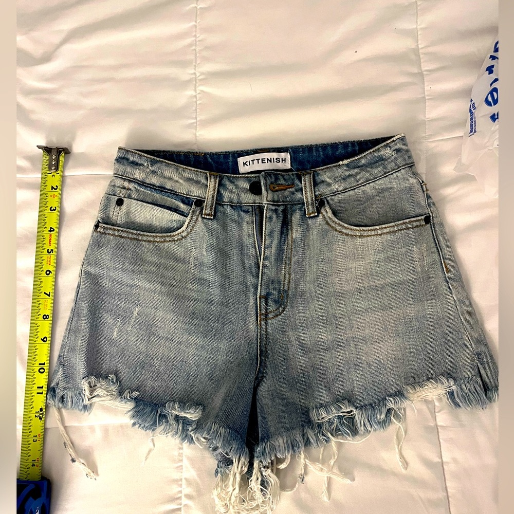 Kittenish Jessie James Decker Perfect Jean Short Size 25